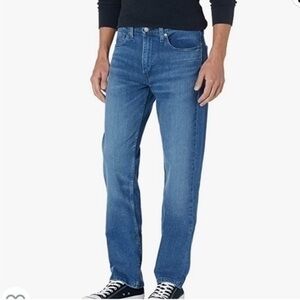 Levi’s Men’s 514 Medium Wash Straight Fit Jeans 33W 30L